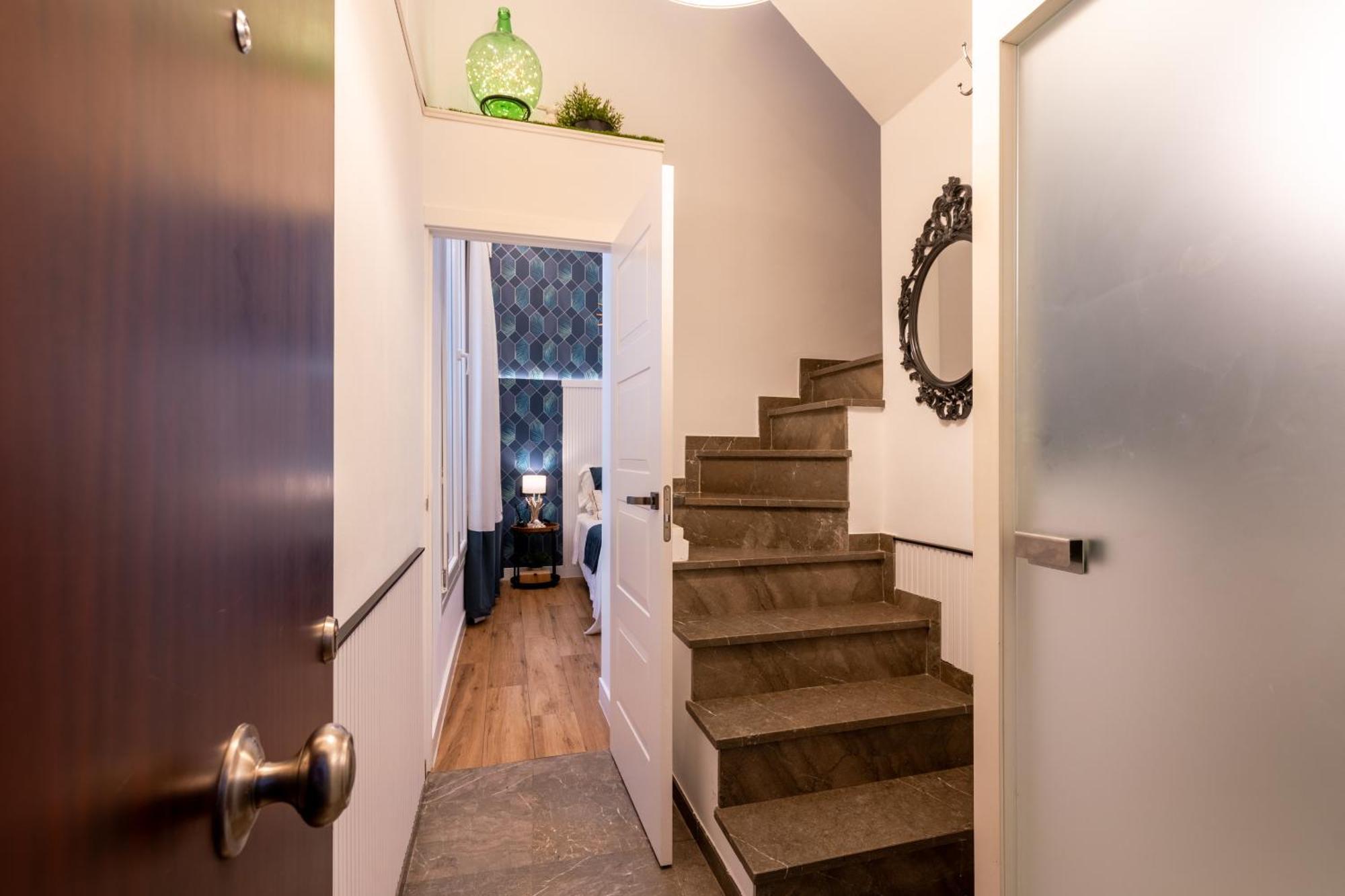Apartamentos Rg Goyeneta セビリア エクステリア 写真